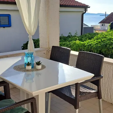 Apartments Ana Zaboric, 50 M Od Sljuncane Plaze Exterior photo