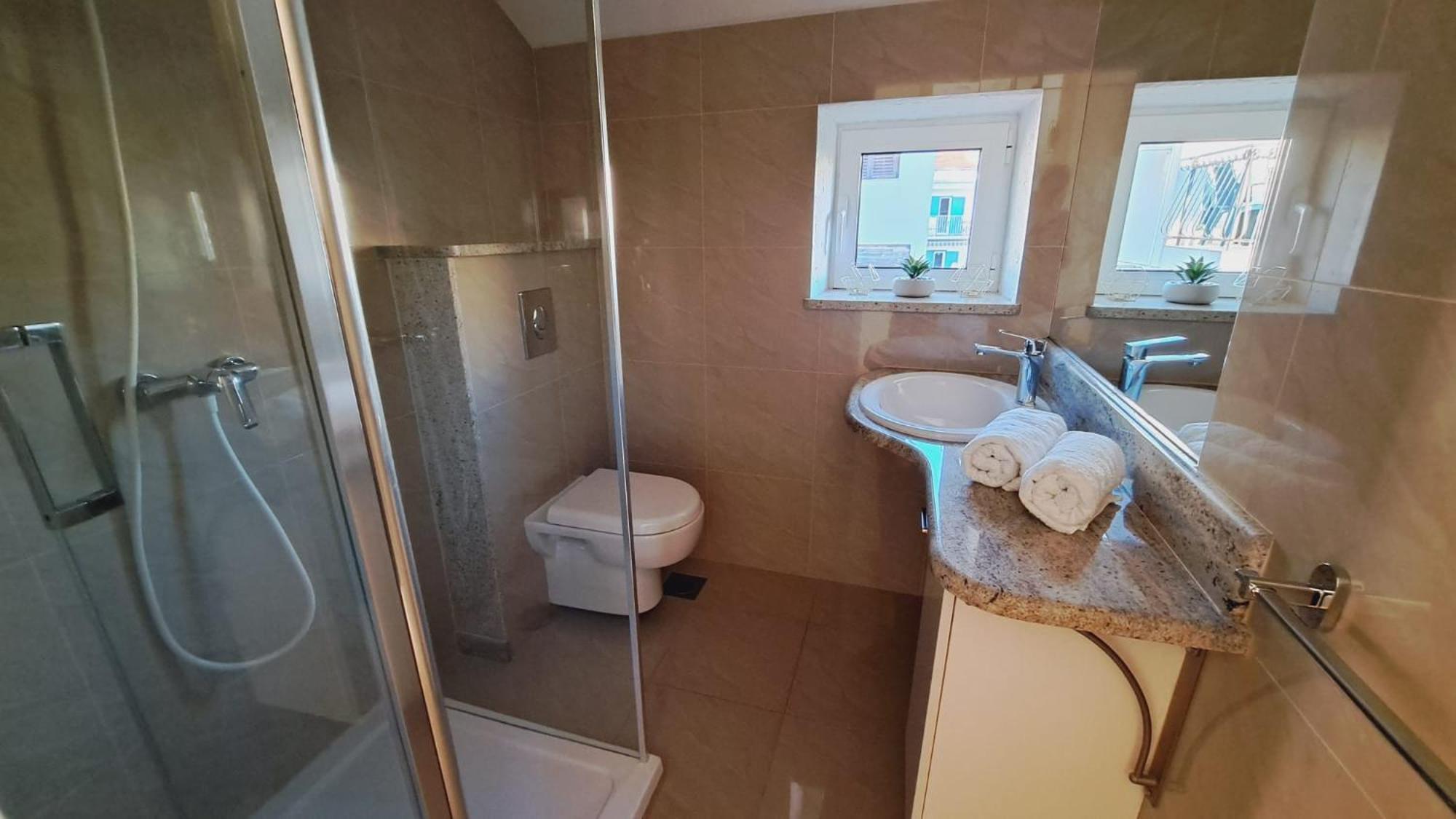 Apartment Ana Zaboric, 50 M Od Sljuncane Plaze Zaboric
