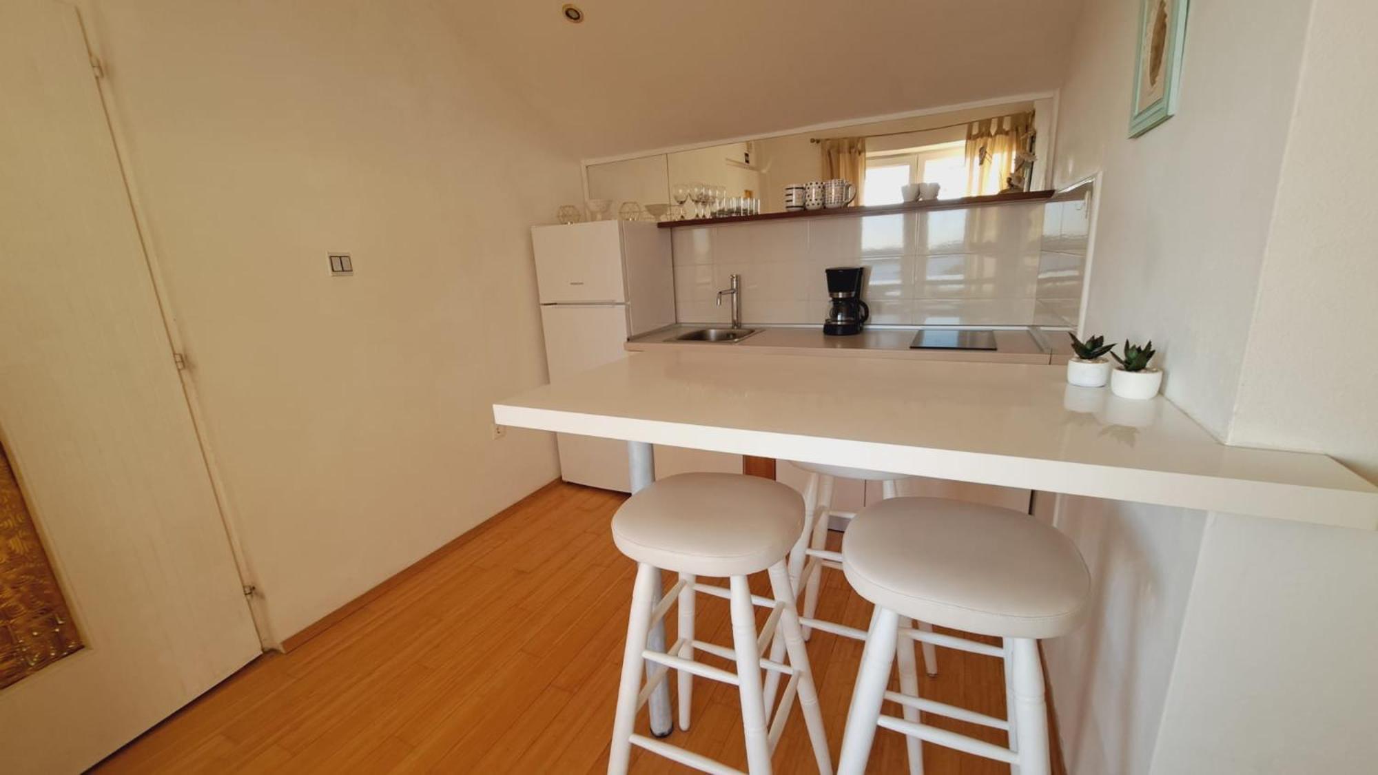 Ana Zaboric, 50 M Od Sljuncane Plaze Apartment Zaboric